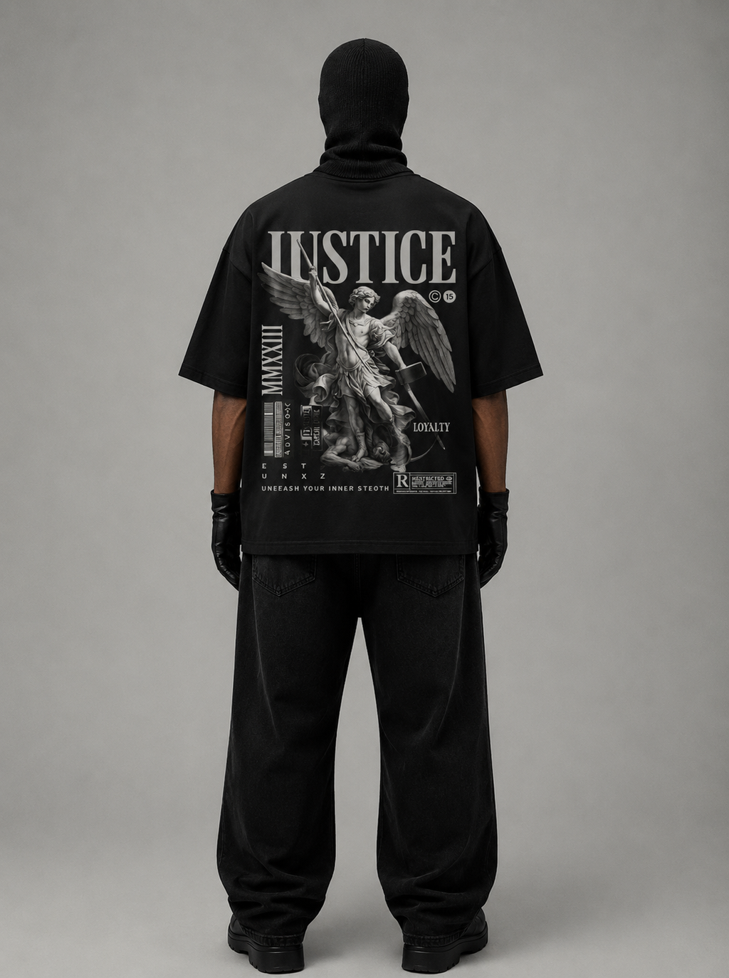 AKINO Justice Oversized Tee